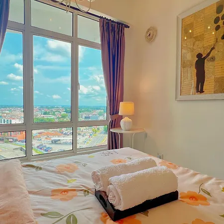 Ipoh Majestic Cozy With Baby Cot -6 Pax- Free Parking By Aftertea Home Exterior photo