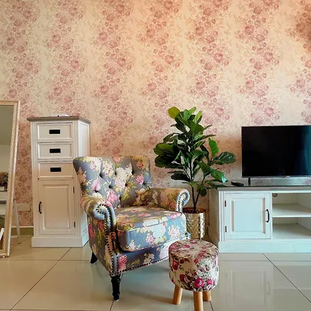 Ipoh Majestic Cozy With Baby Cot -6 Pax- Free Parking By Aftertea Home Exterior photo